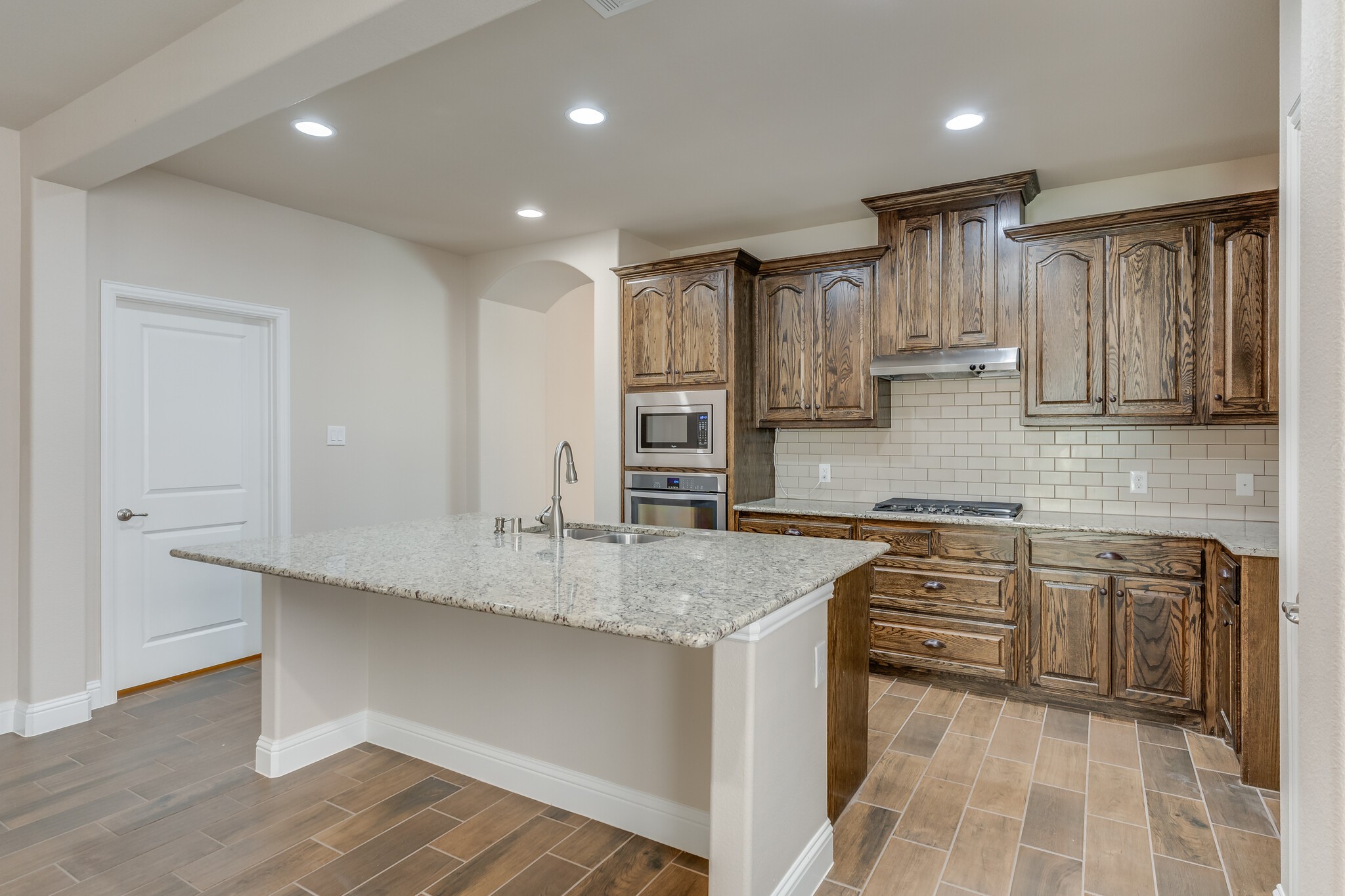 6332 Crossvine Trail