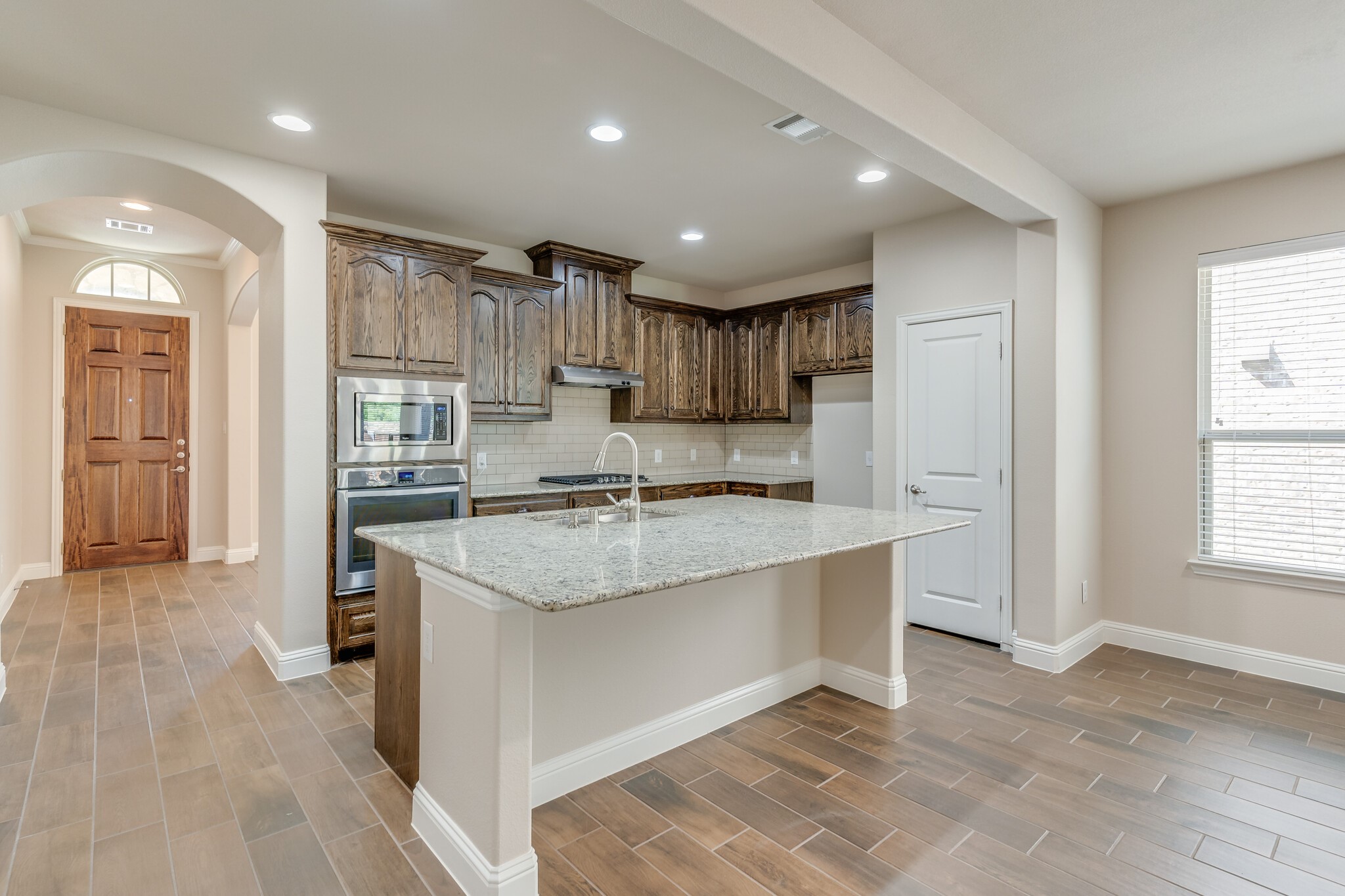 6332 Crossvine Trail