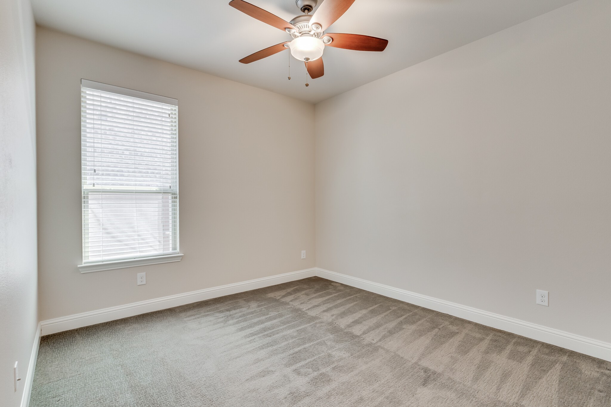 6332 Crossvine Trail