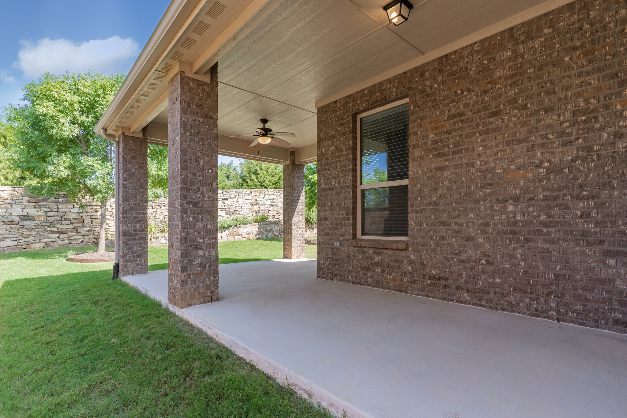 6332 Crossvine Trail