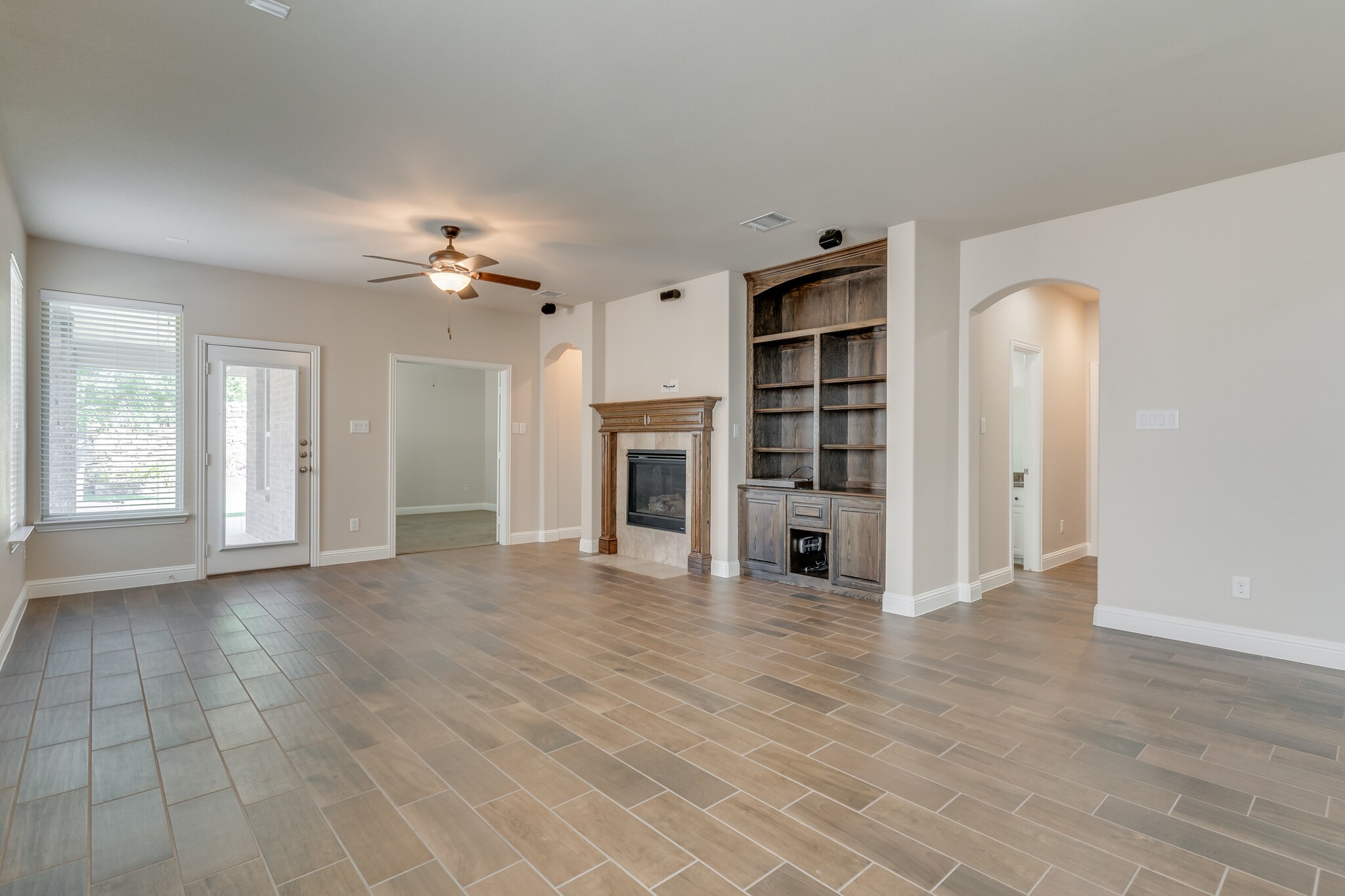 6332 Crossvine Trail