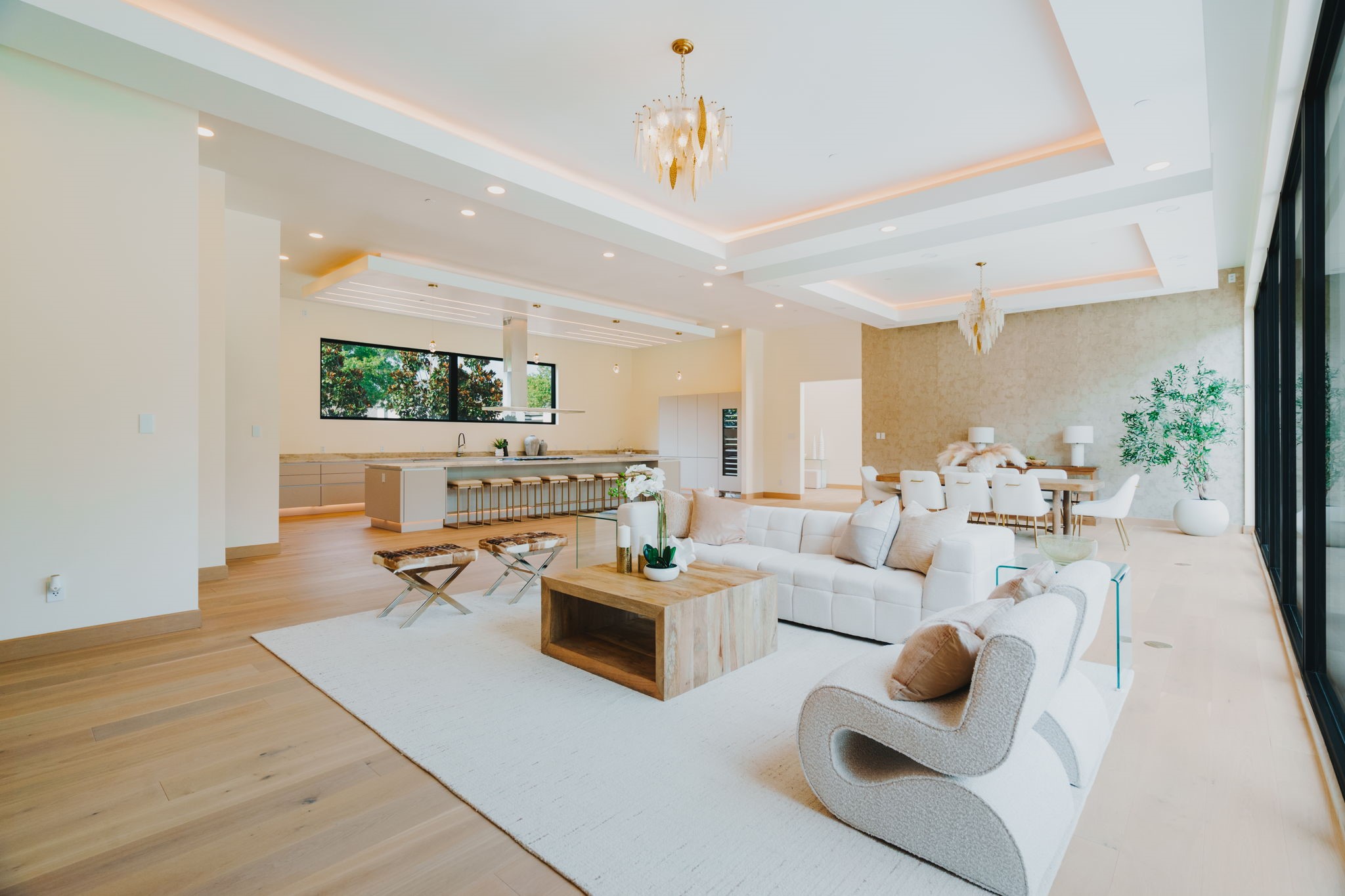 6218 Walnut Hill Lane