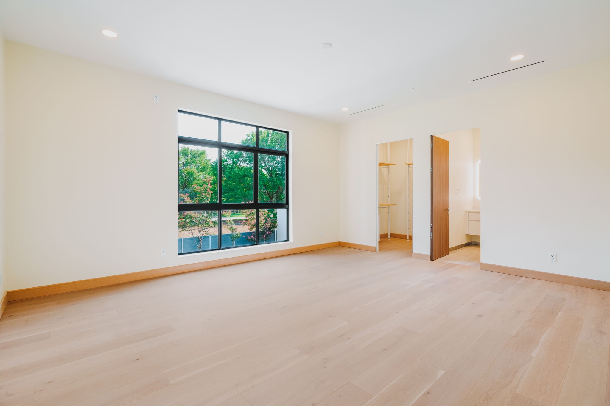 6218 Walnut Hill Lane