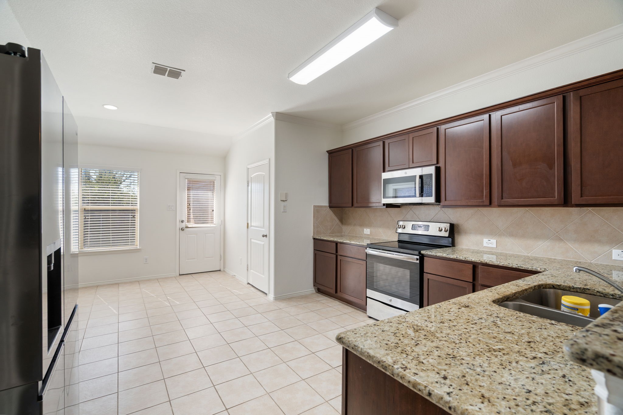 9116 Wild Rose Lane