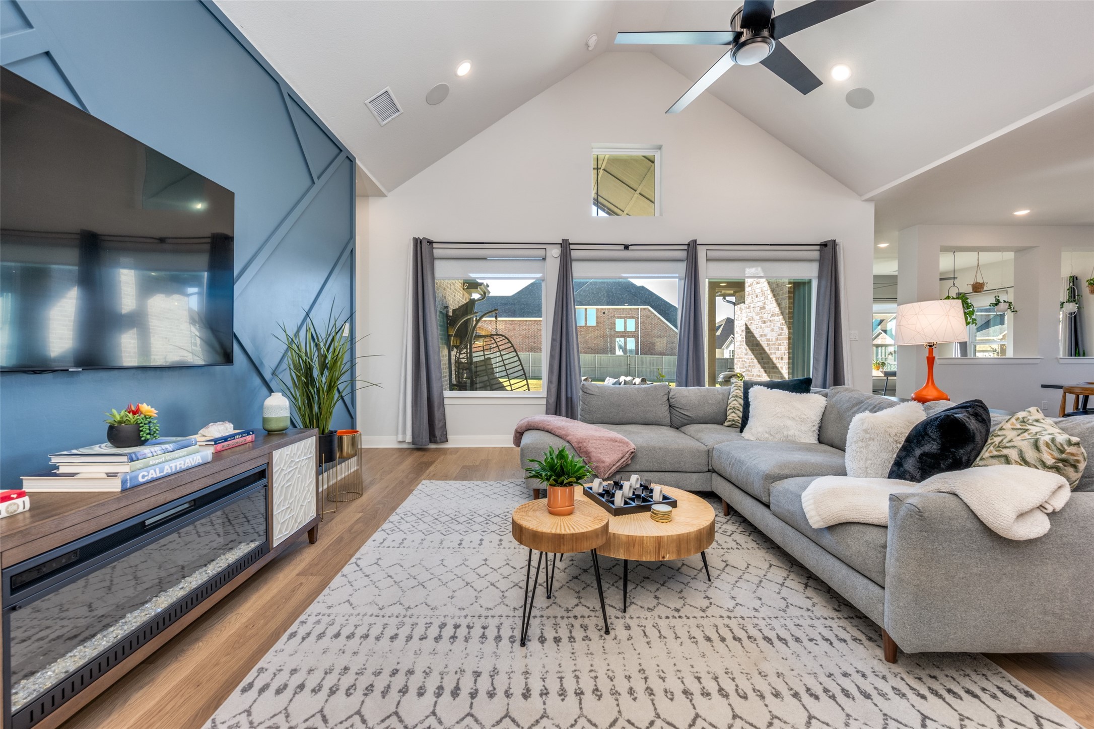 2273 Roaming Trail