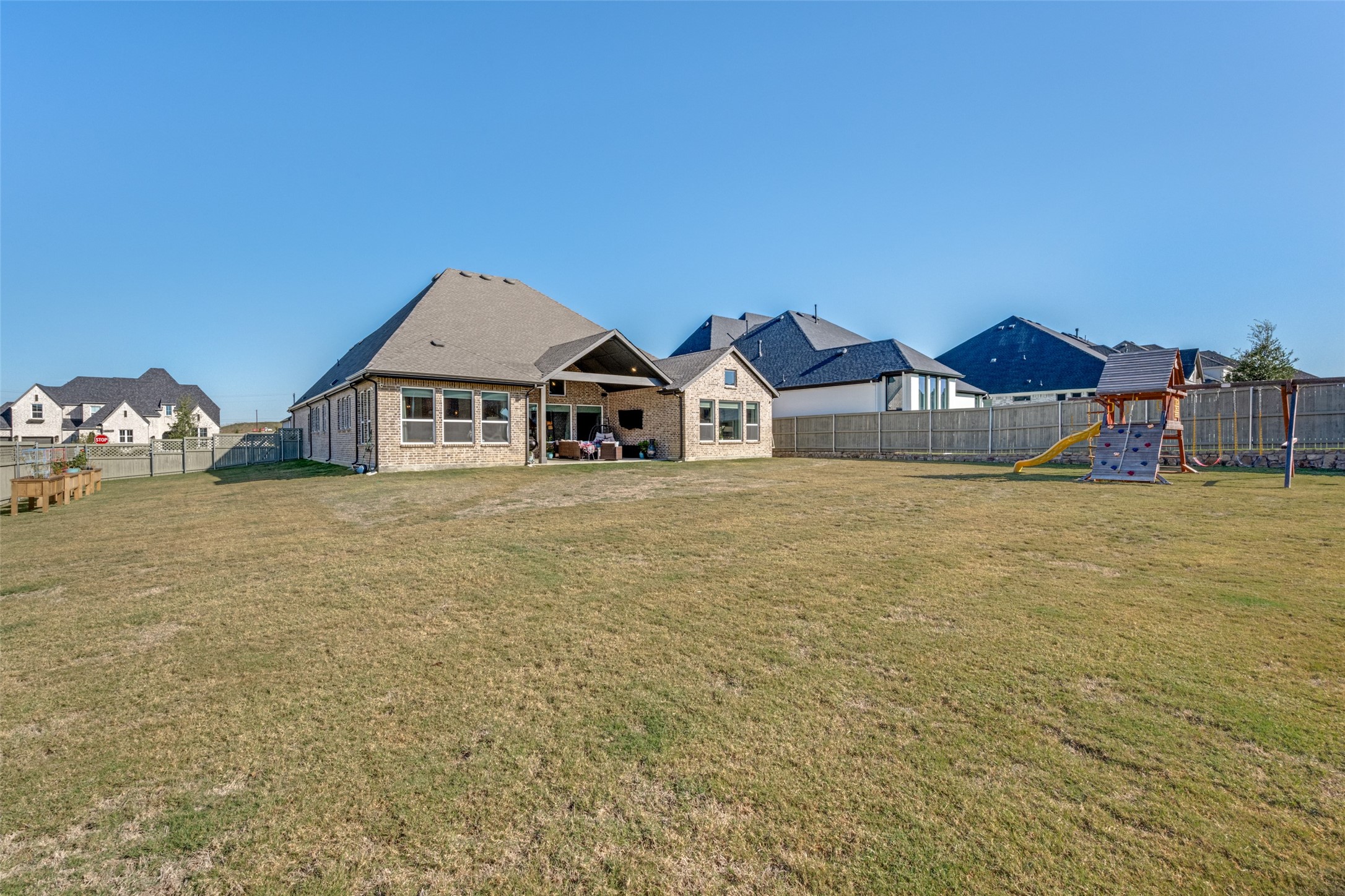 2273 Roaming Trail