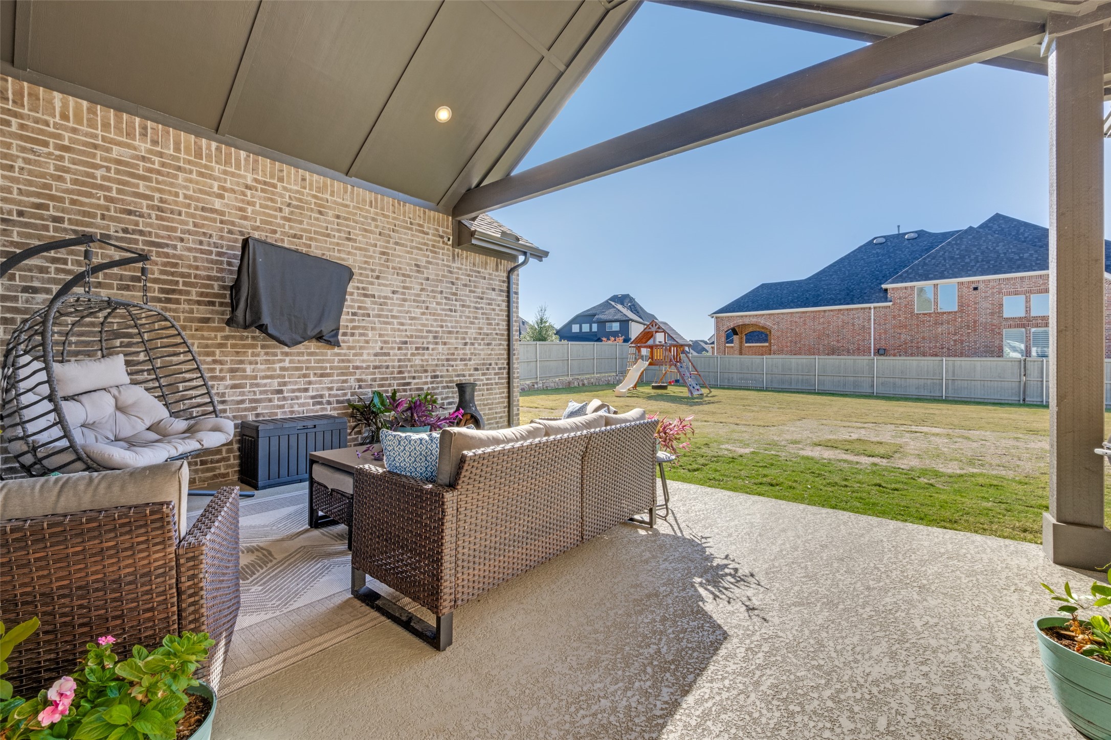 2273 Roaming Trail