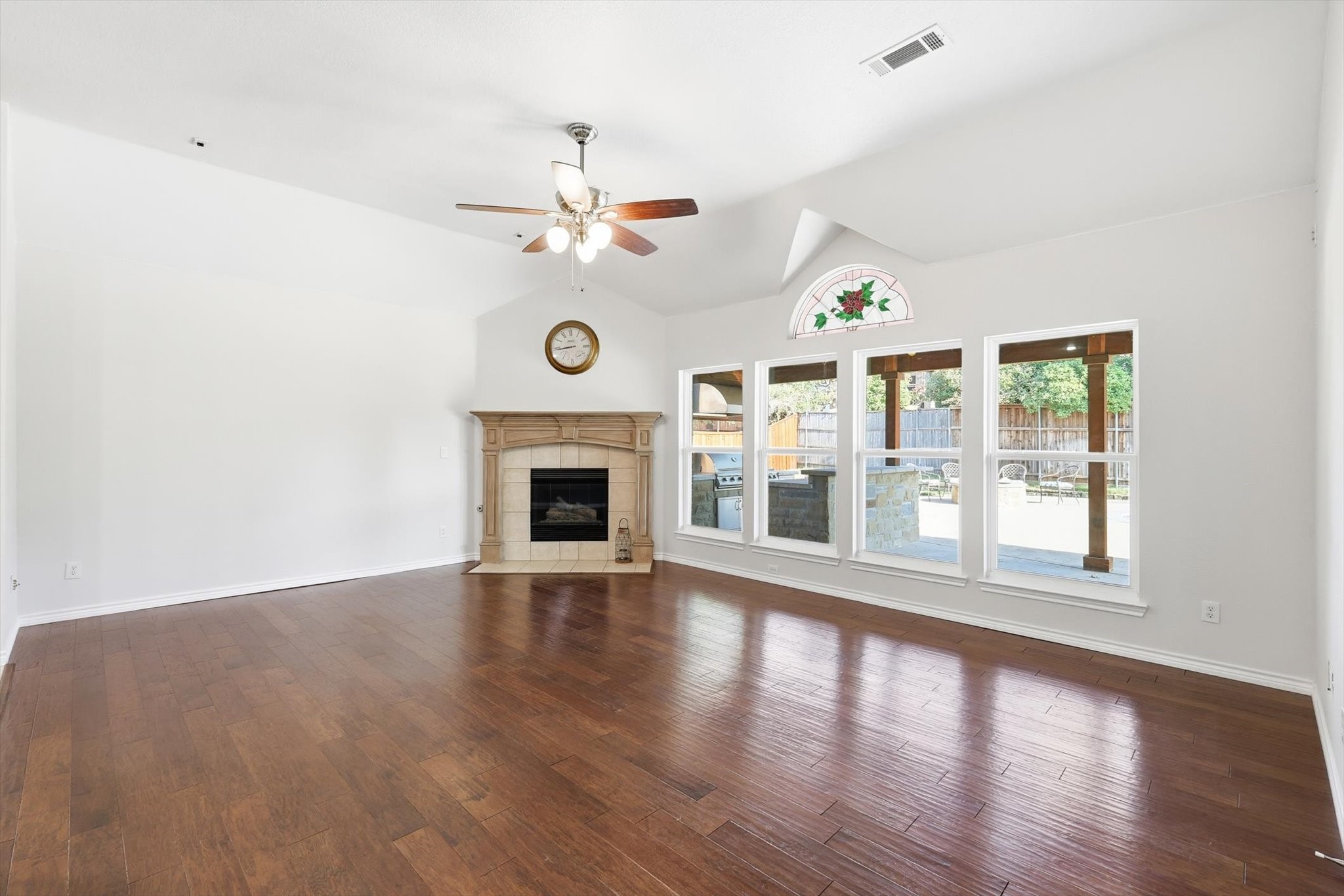 3402 Buckingham Lane