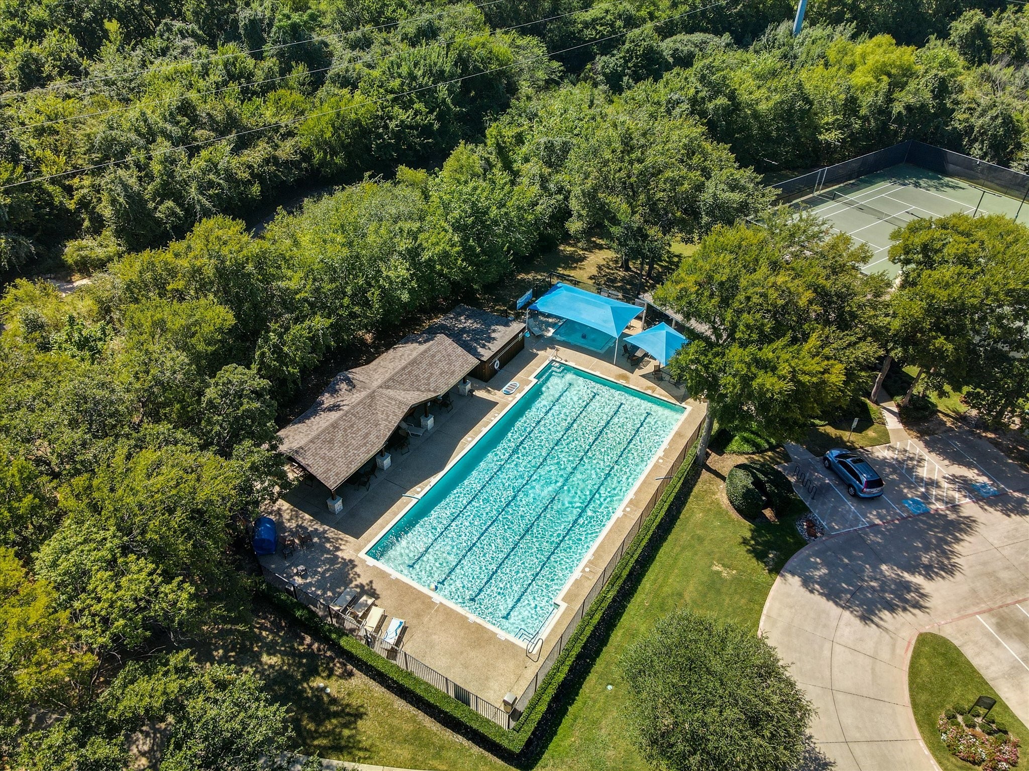 3402 Buckingham Lane