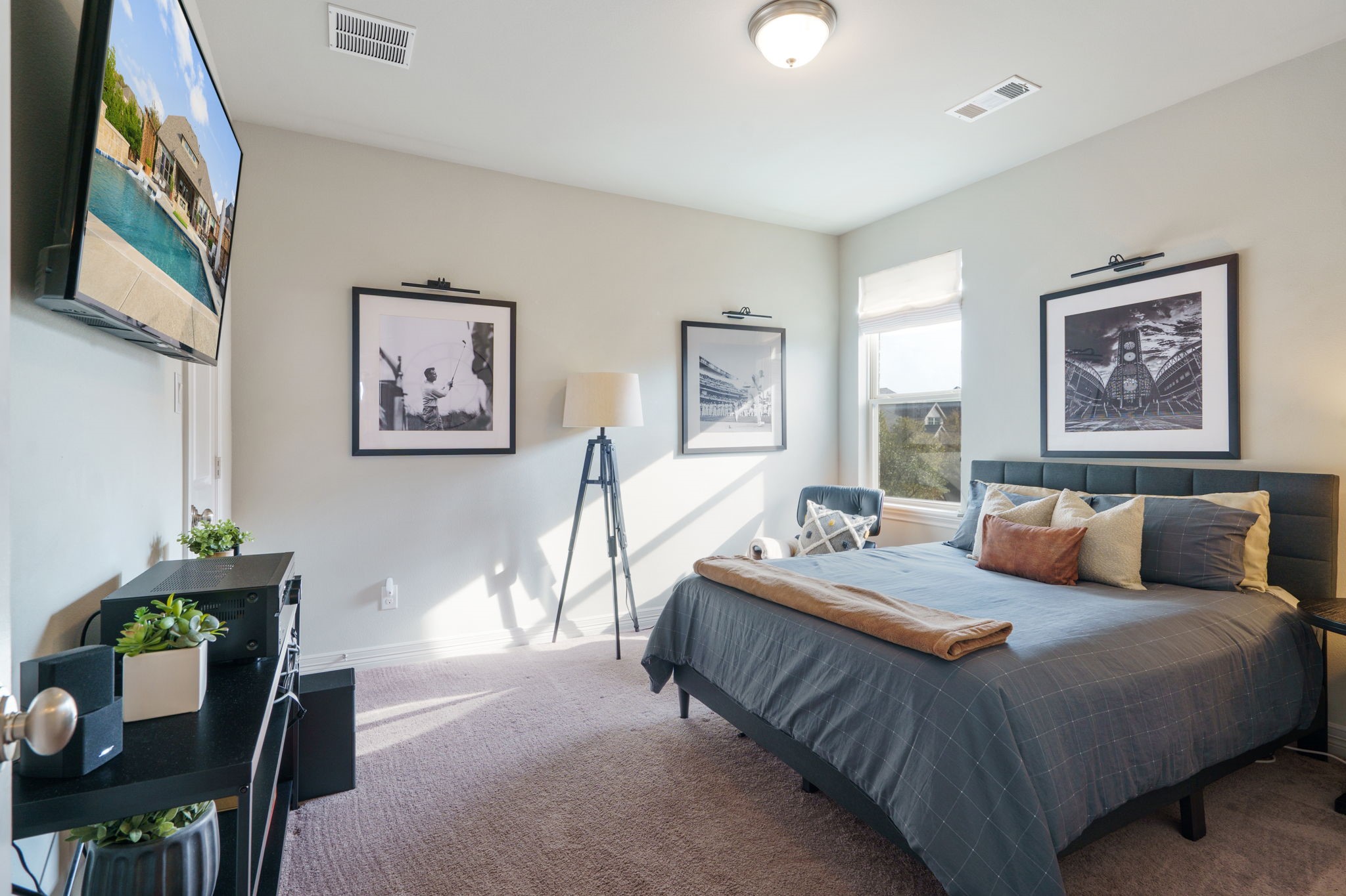 8731 Canyon Crossing