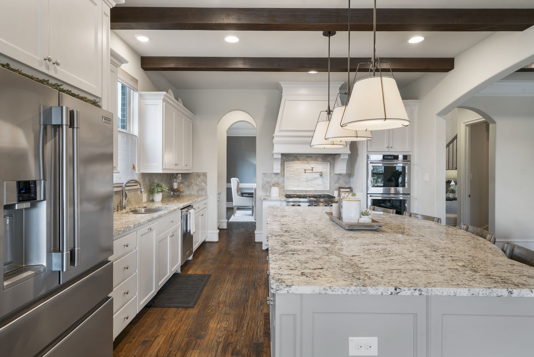 8731 Canyon Crossing