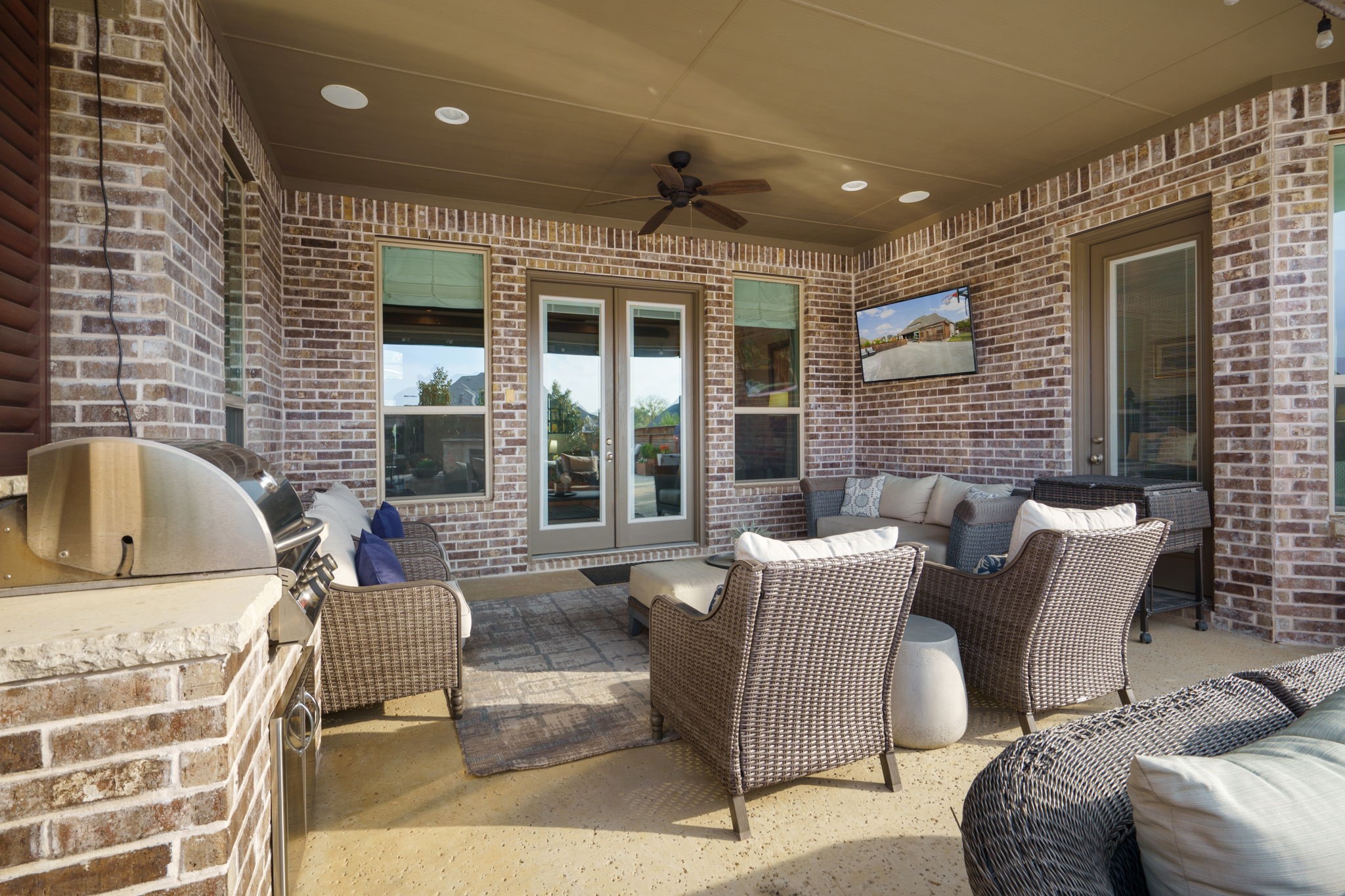 8731 Canyon Crossing