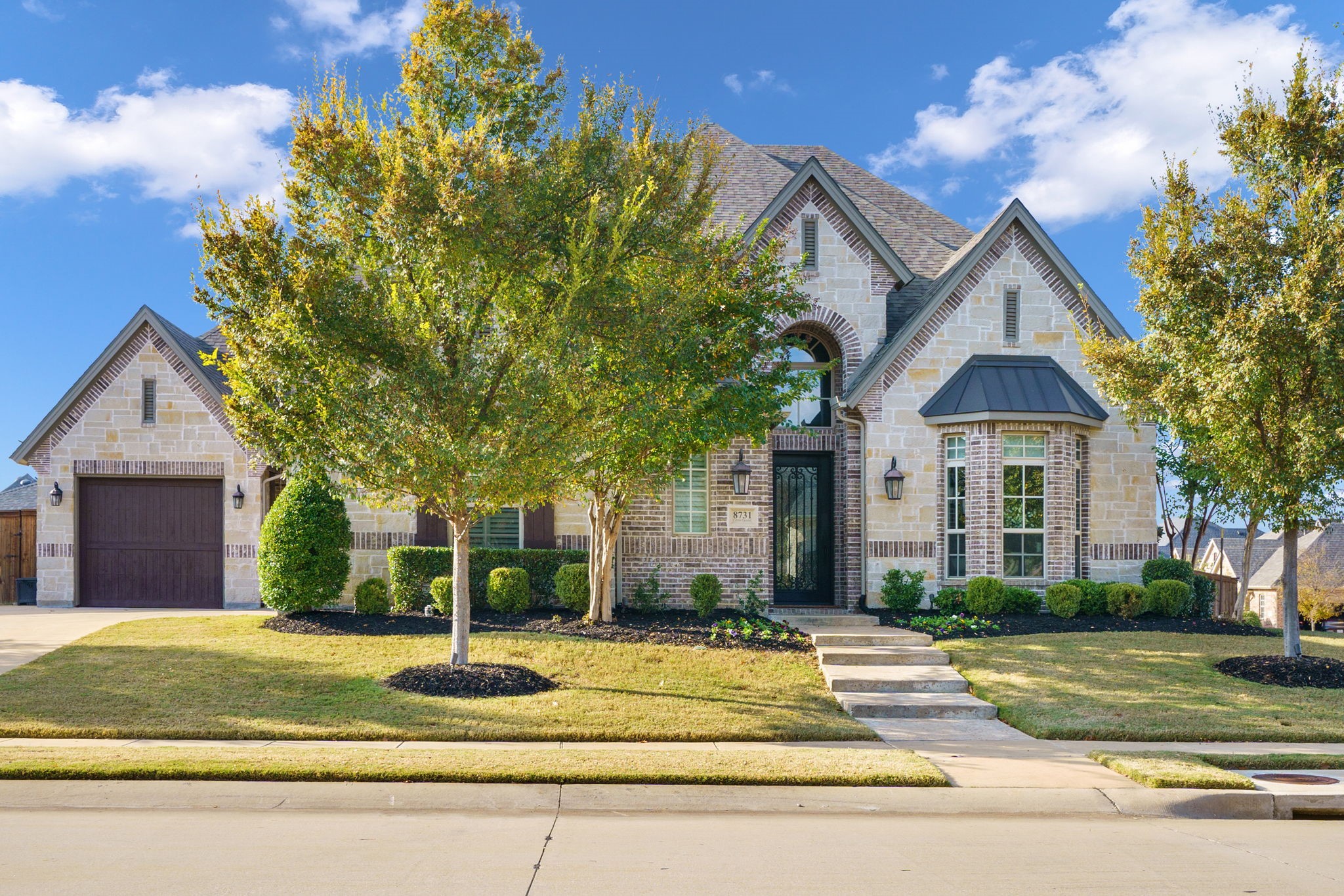 8731 Canyon Crossing