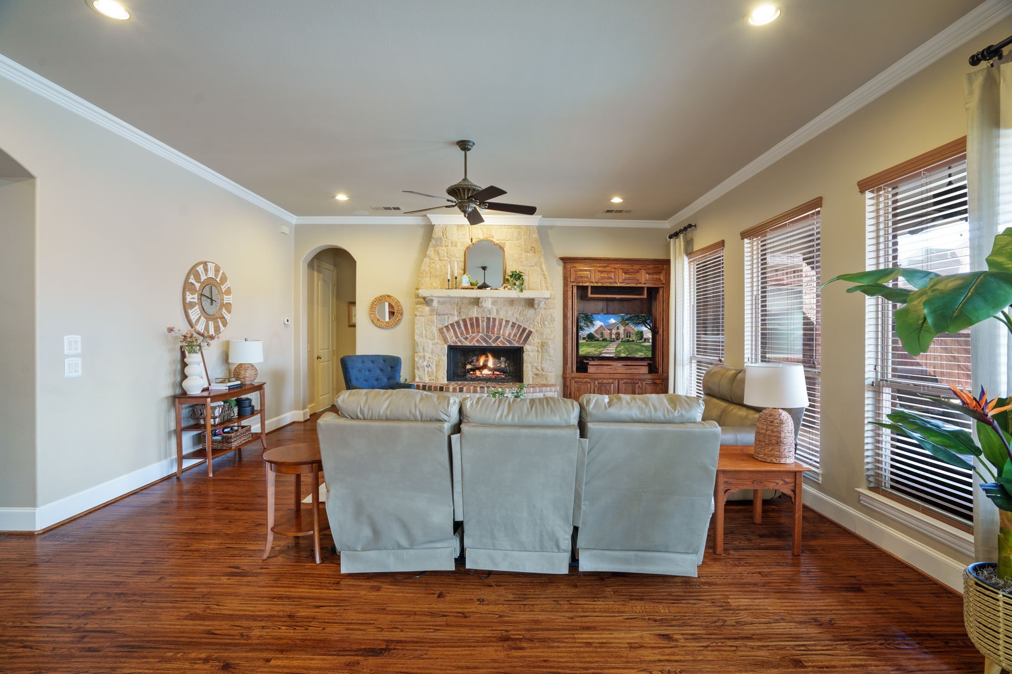 9144 Calvert Road