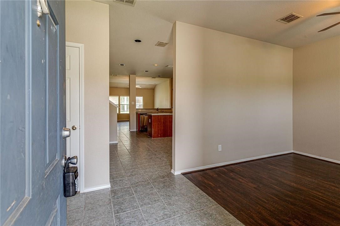 1813 Black Willow Trail