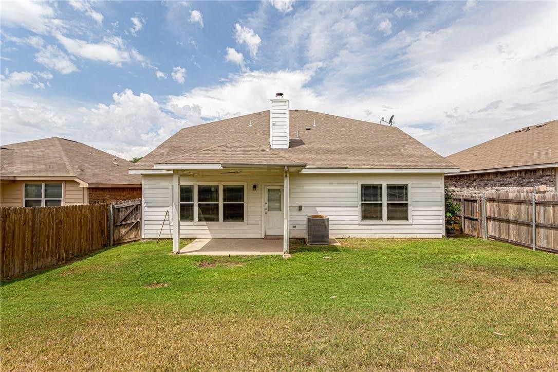 1813 Black Willow Trail