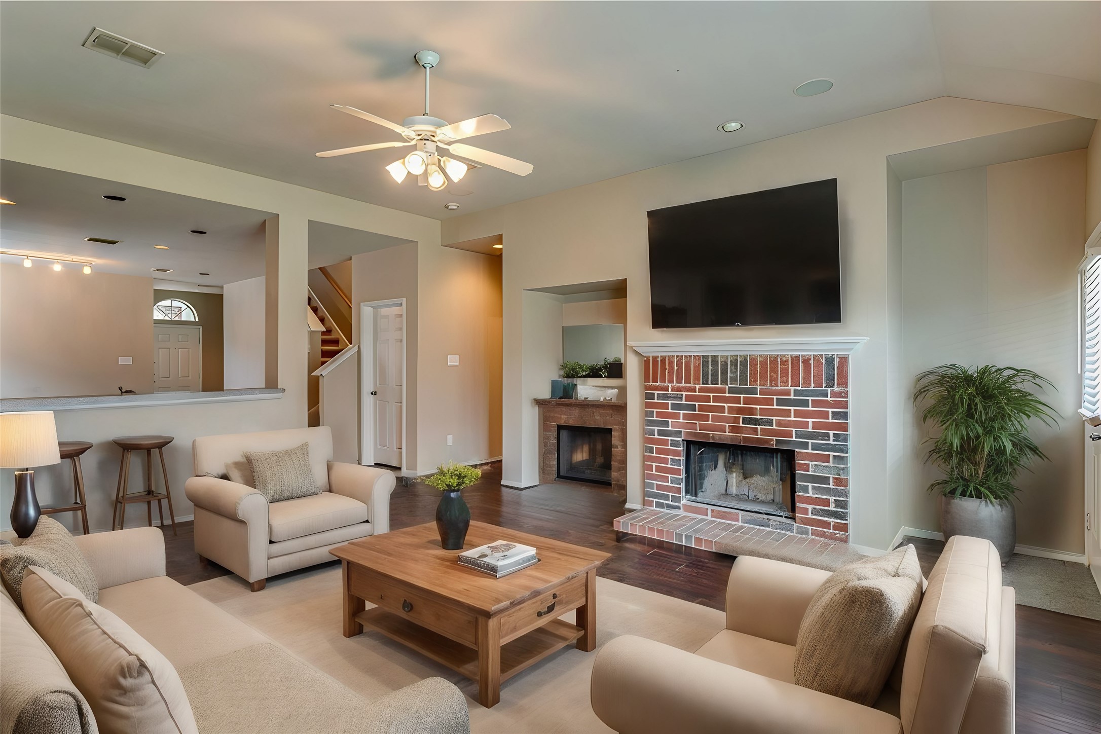 1813 Black Willow Trail