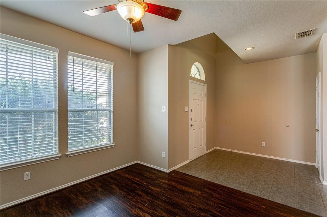 1813 Black Willow Trail