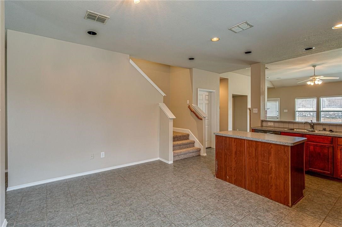 1813 Black Willow Trail