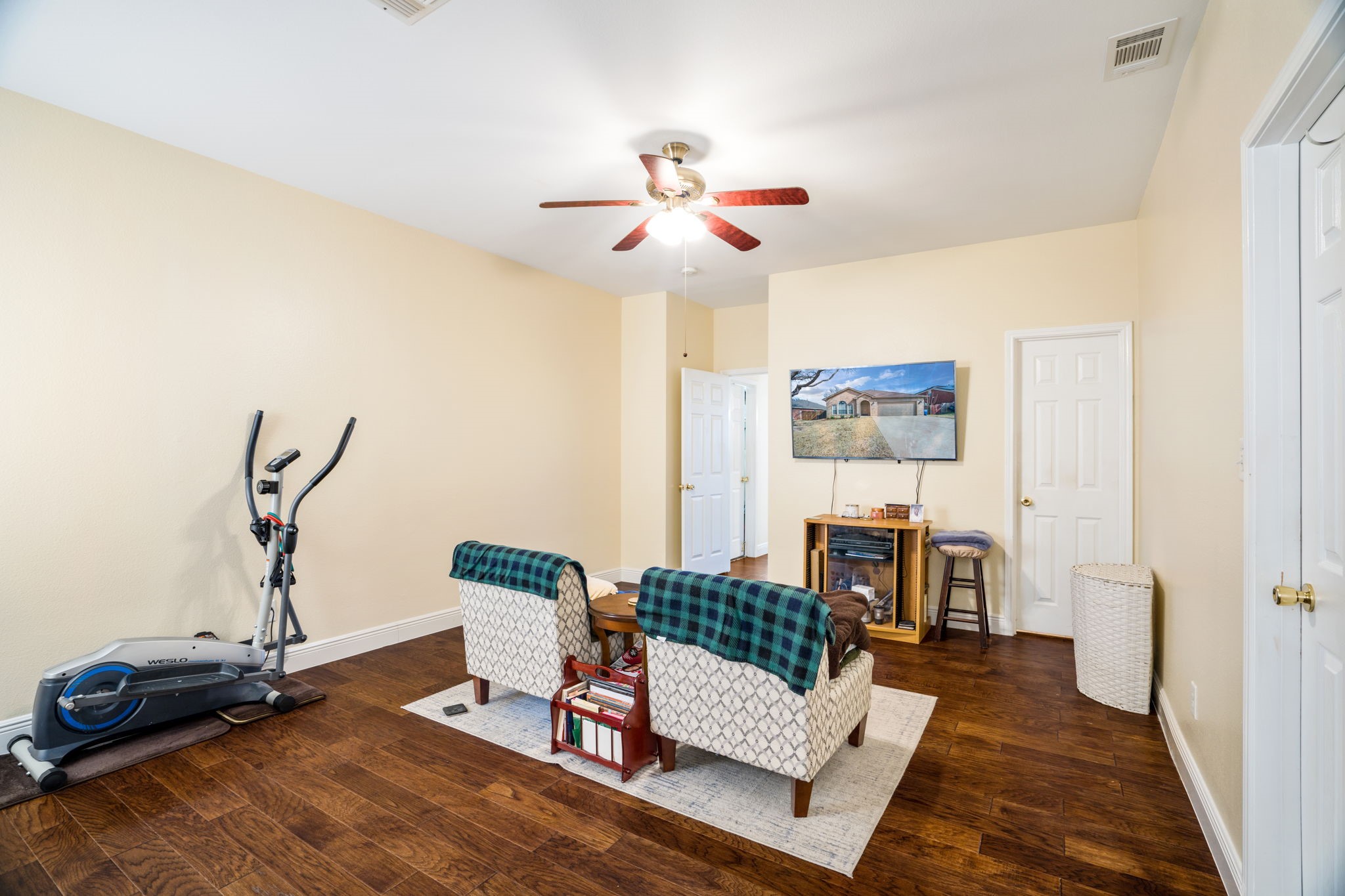 3104 Topanga Canyon Drive