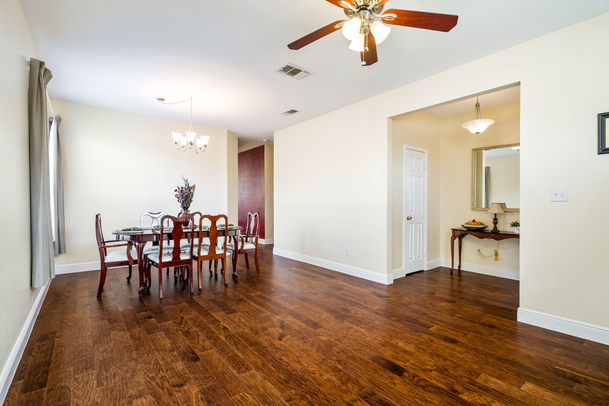 3104 Topanga Canyon Drive