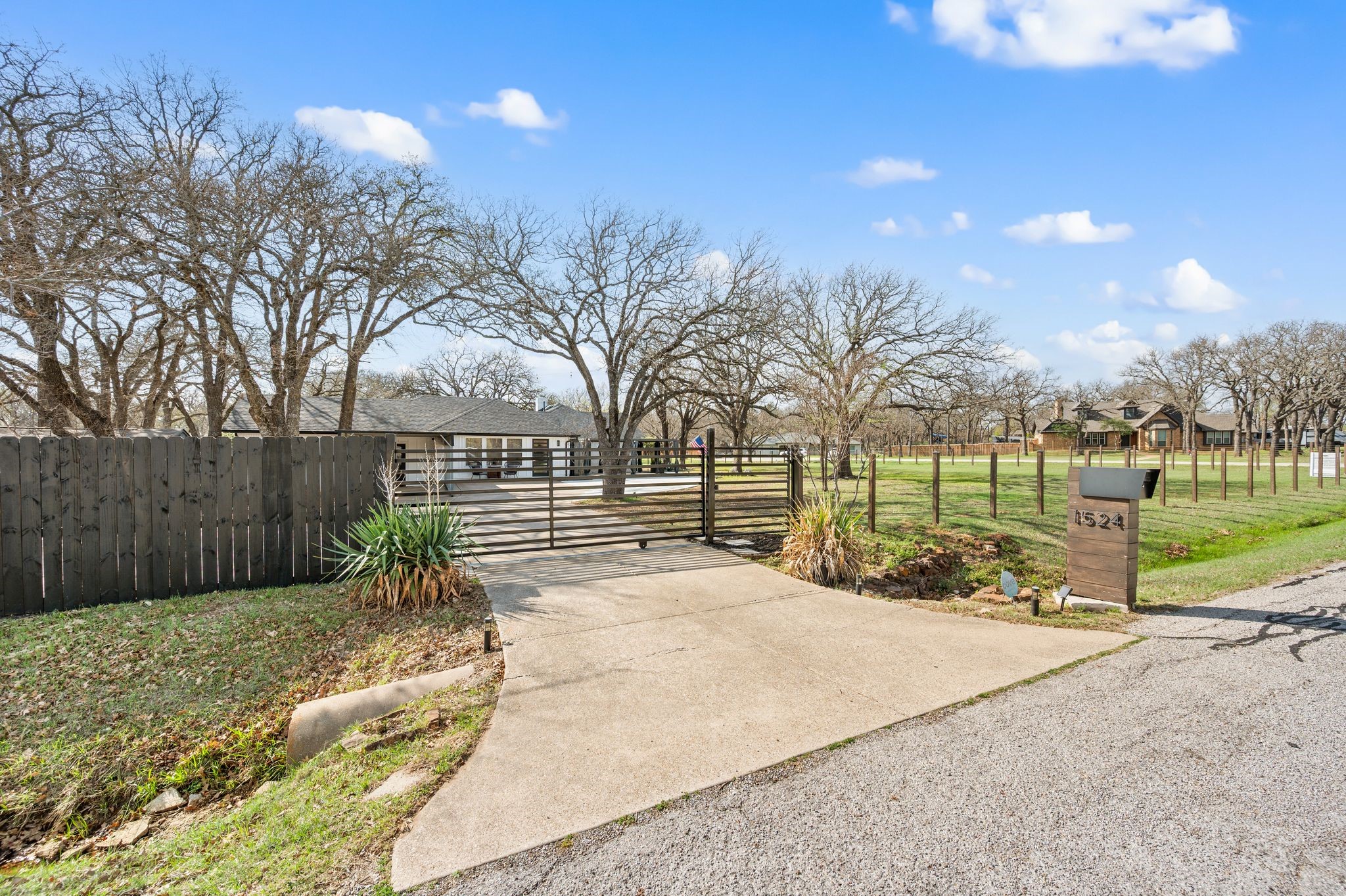 1524 Florence Place Court
