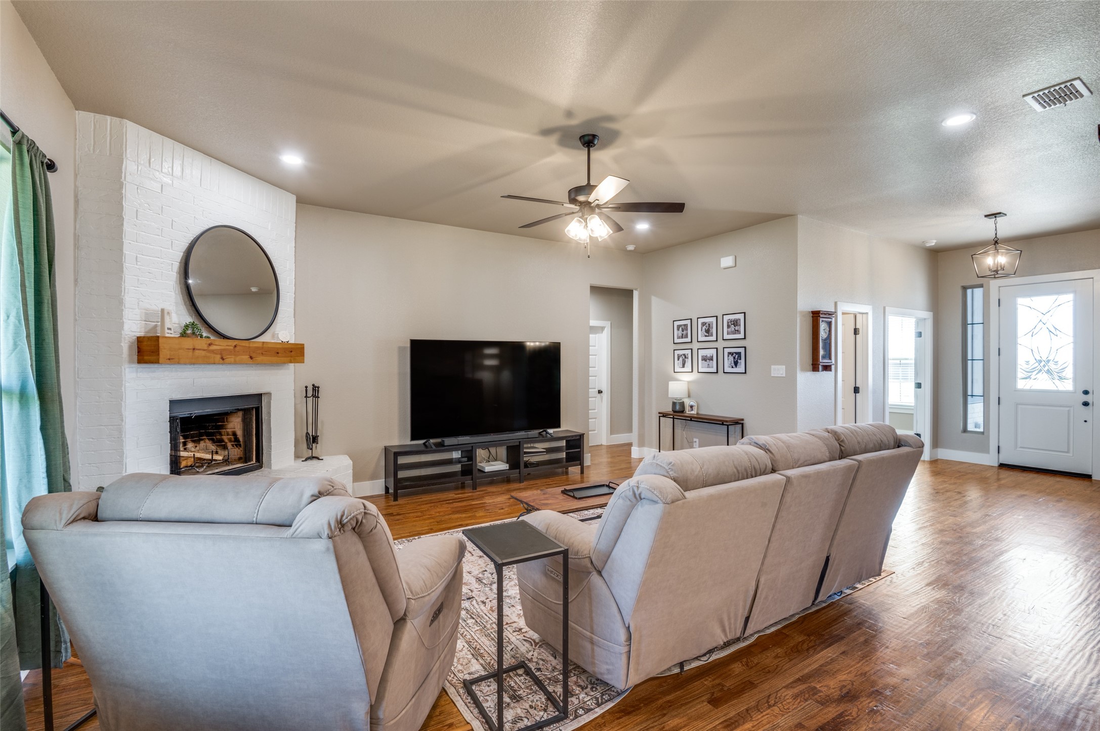 1777 Ryder Lee Lane