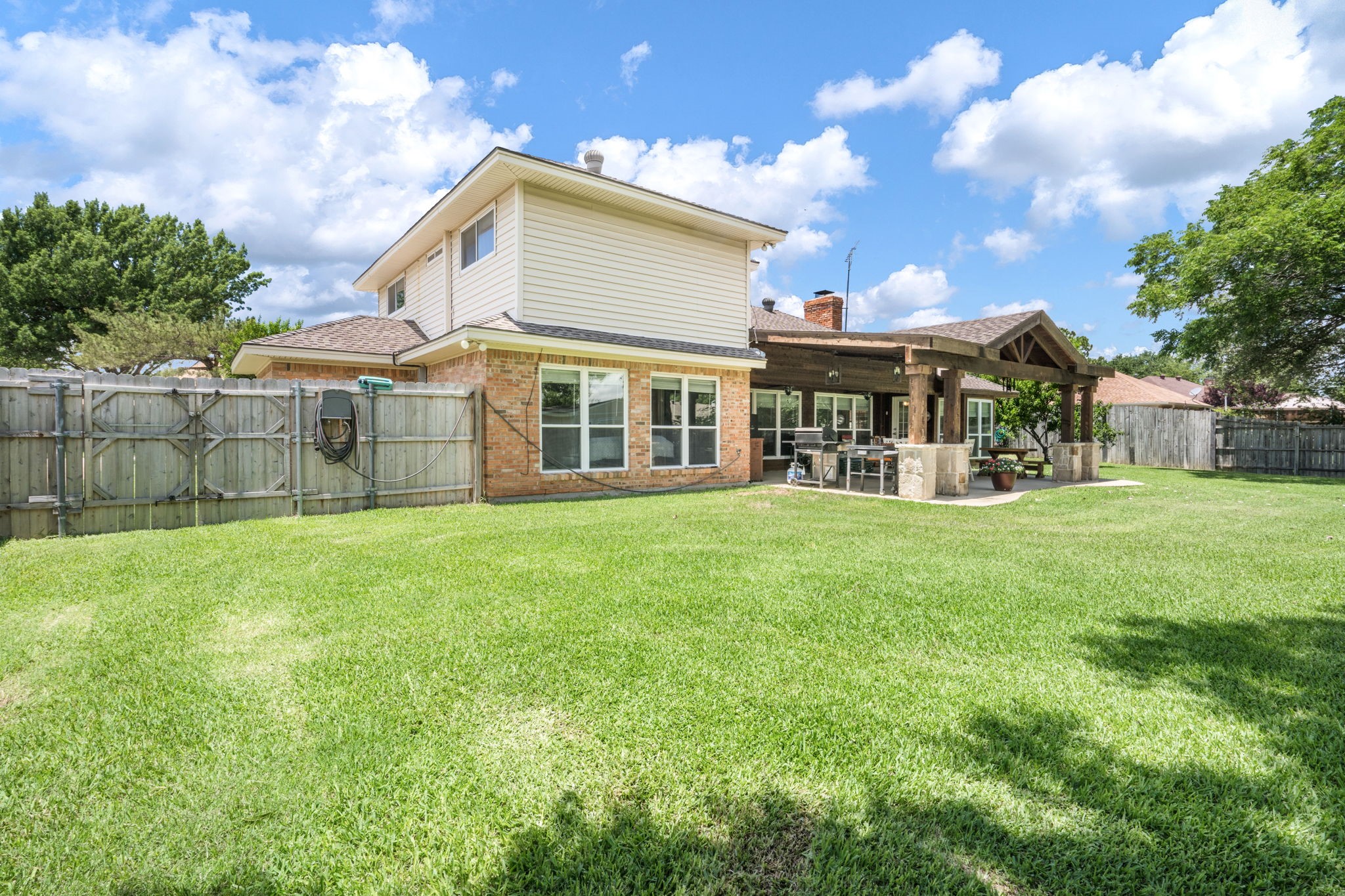 602 Highland Hills Lane