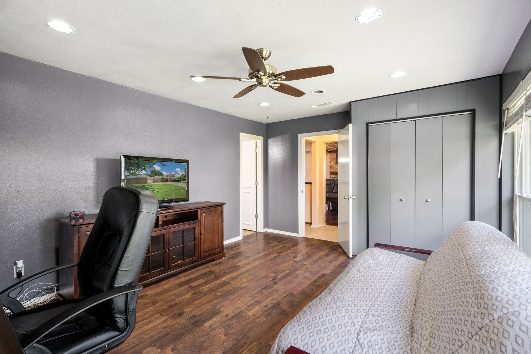 602 Highland Hills Lane