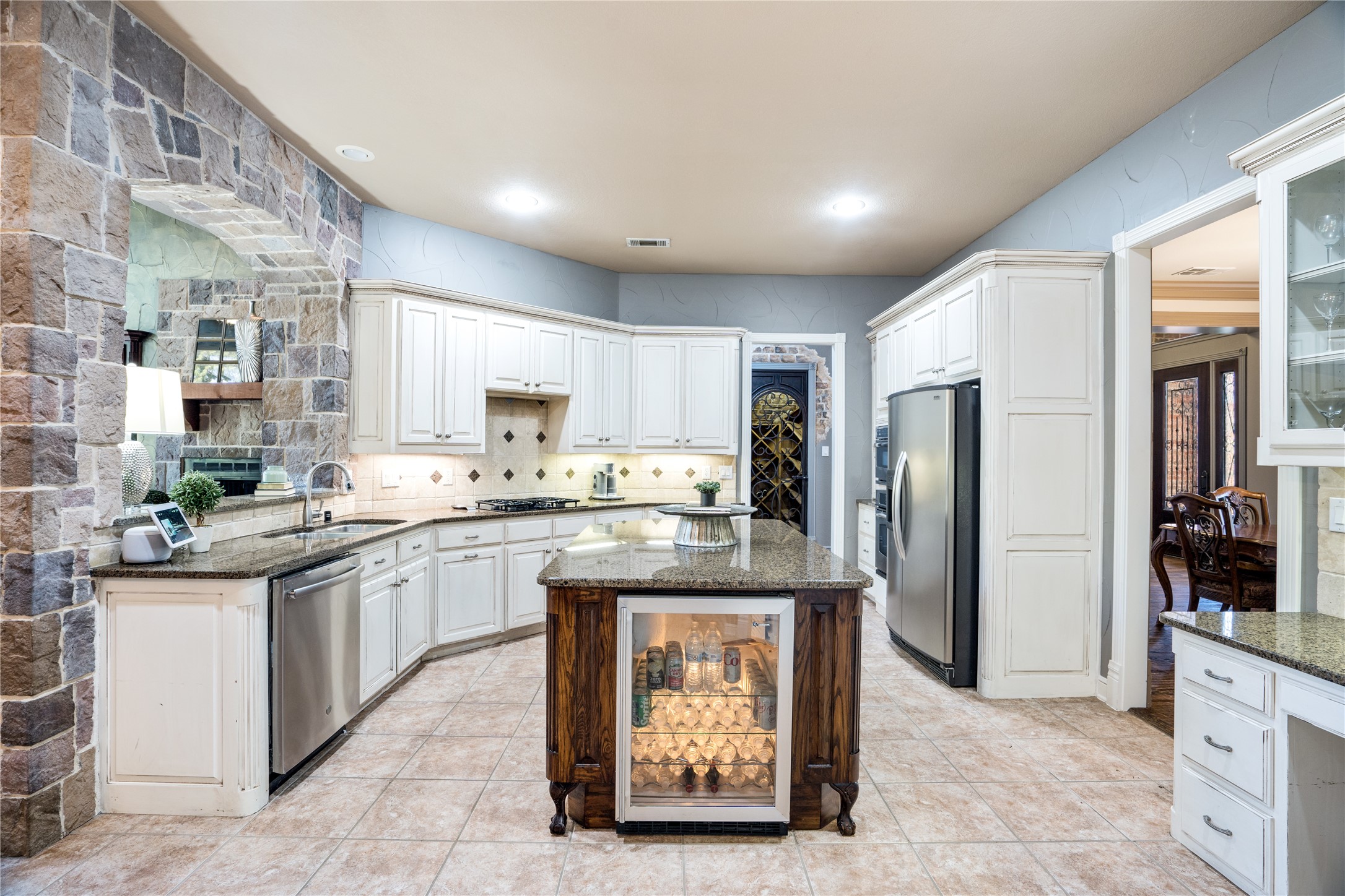 3108 Native Oak Drive