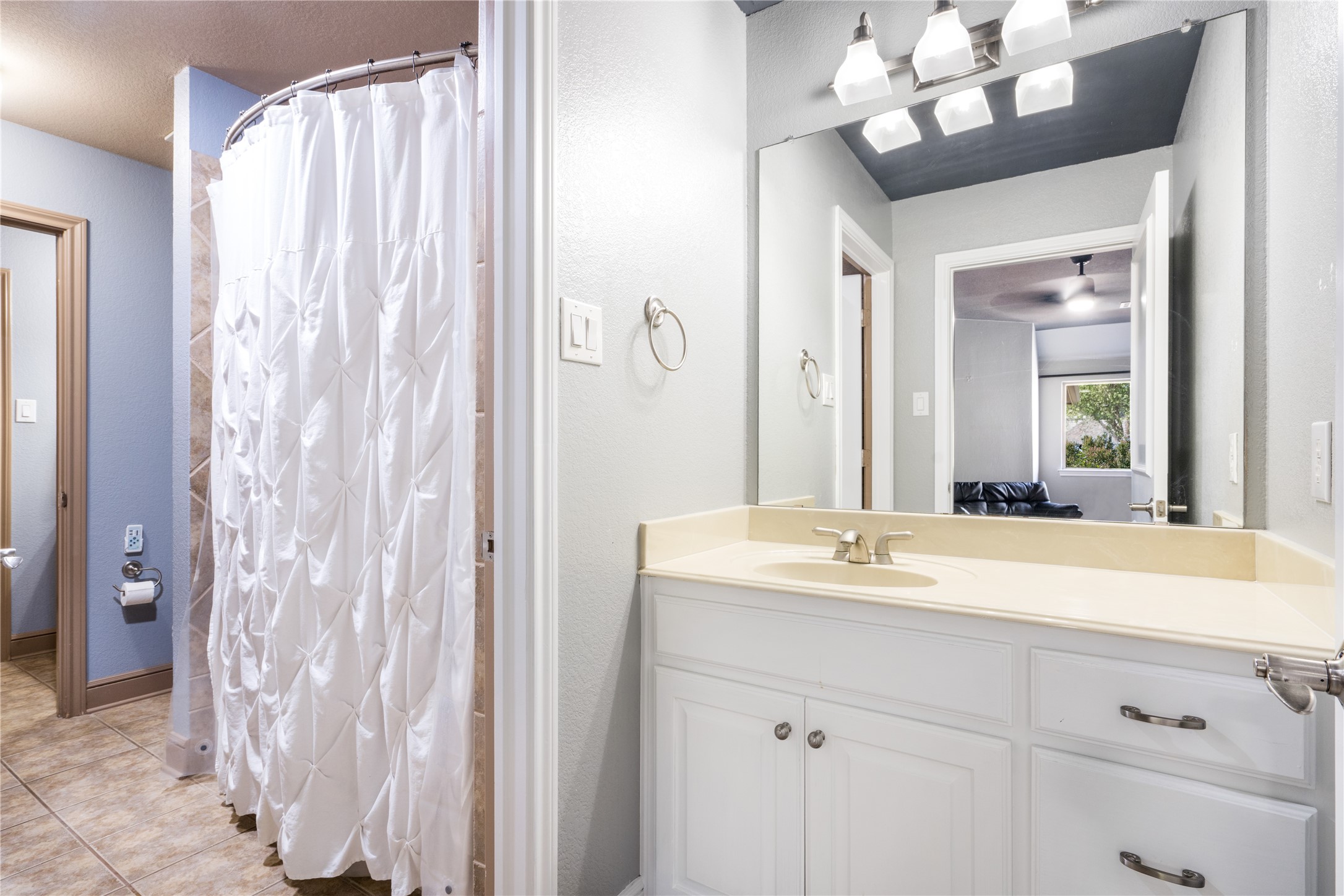 3108 Native Oak Drive