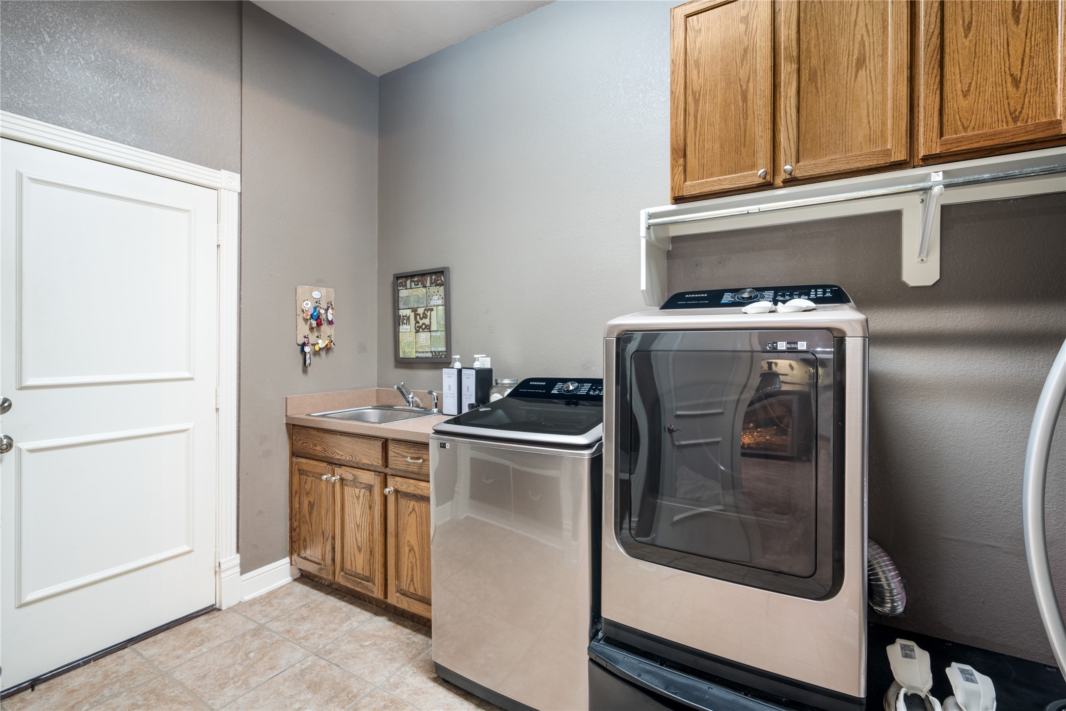 3108 Native Oak Drive