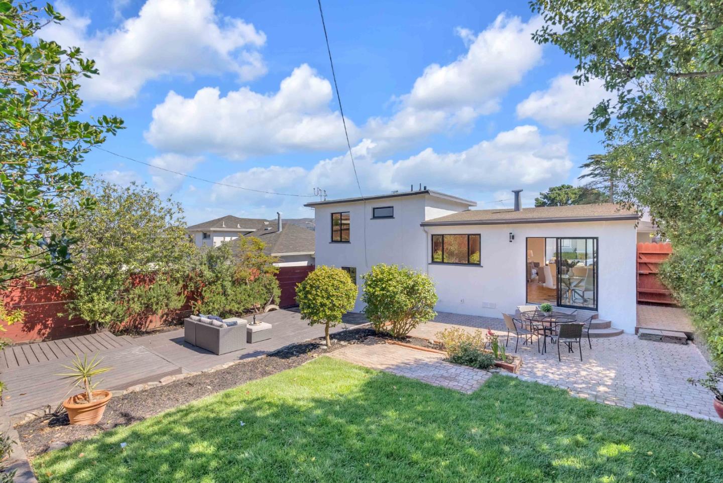 242 Longford DR