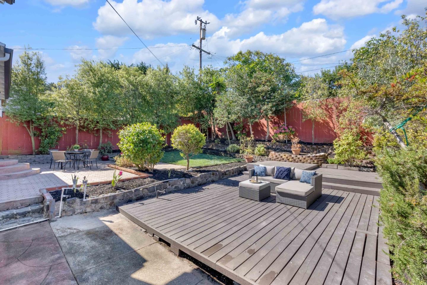 242 Longford DR
