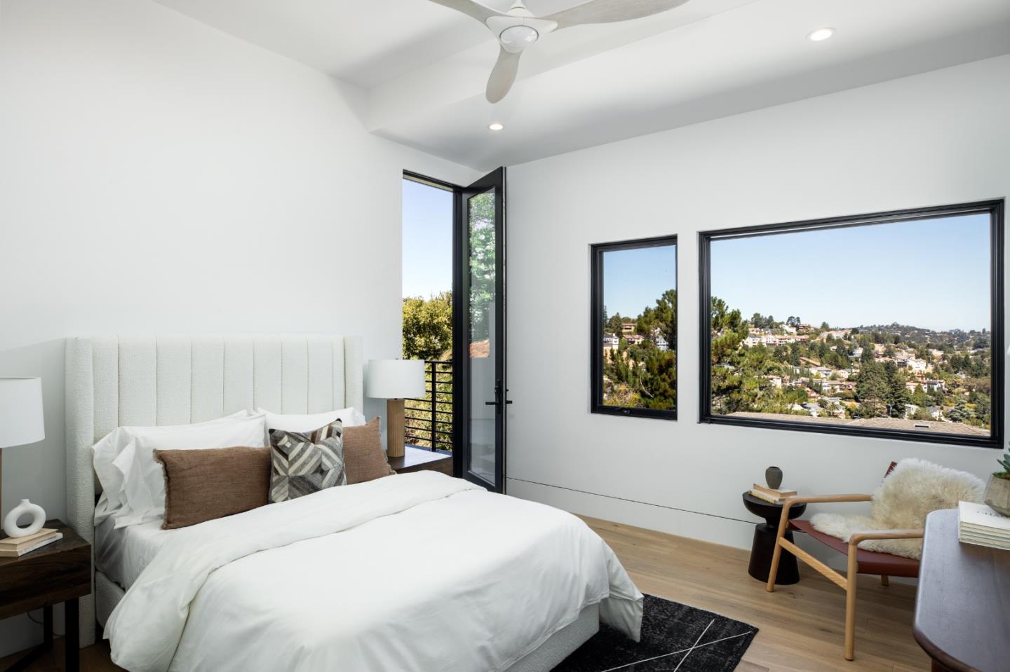 171 Coronado AVE