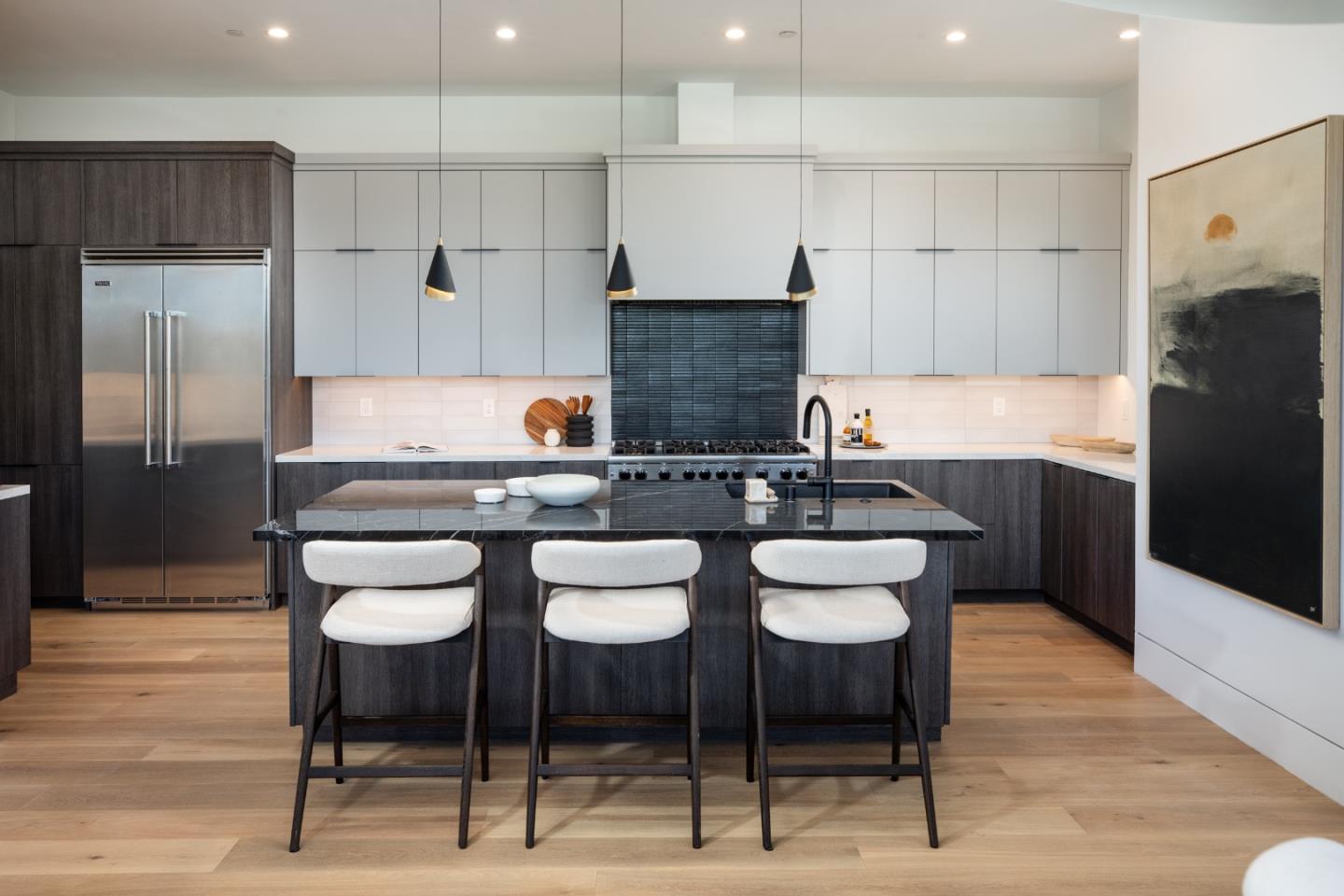 171 Coronado AVE