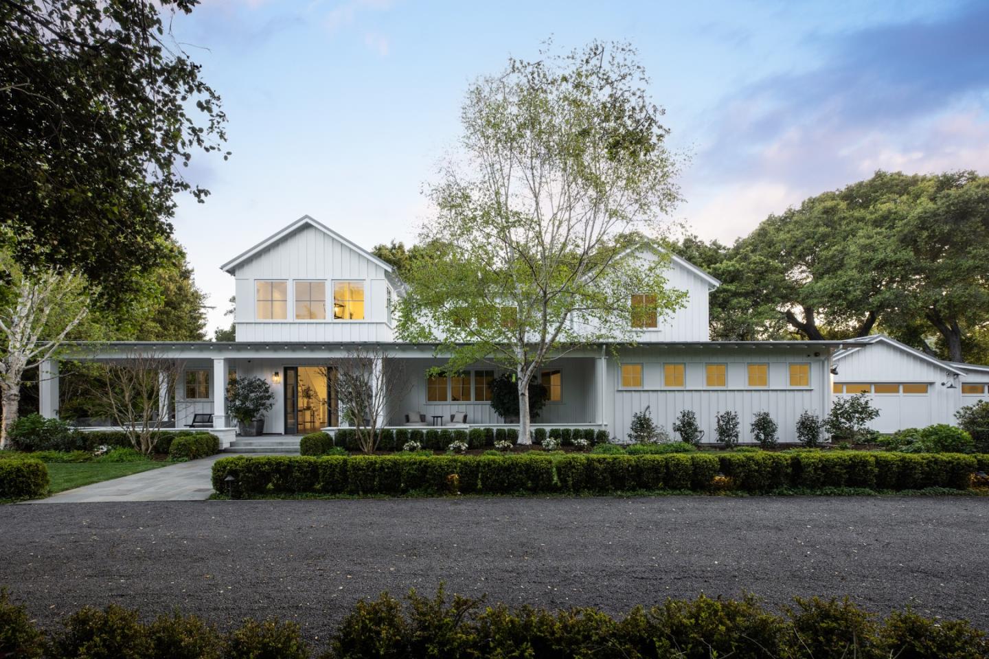 264 Bay RD