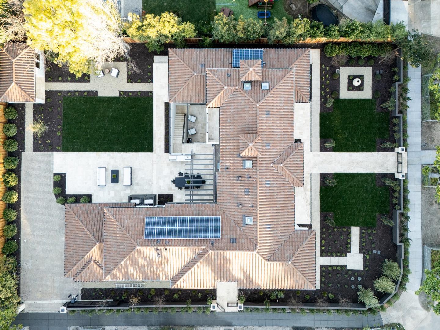 1307 University Avenue