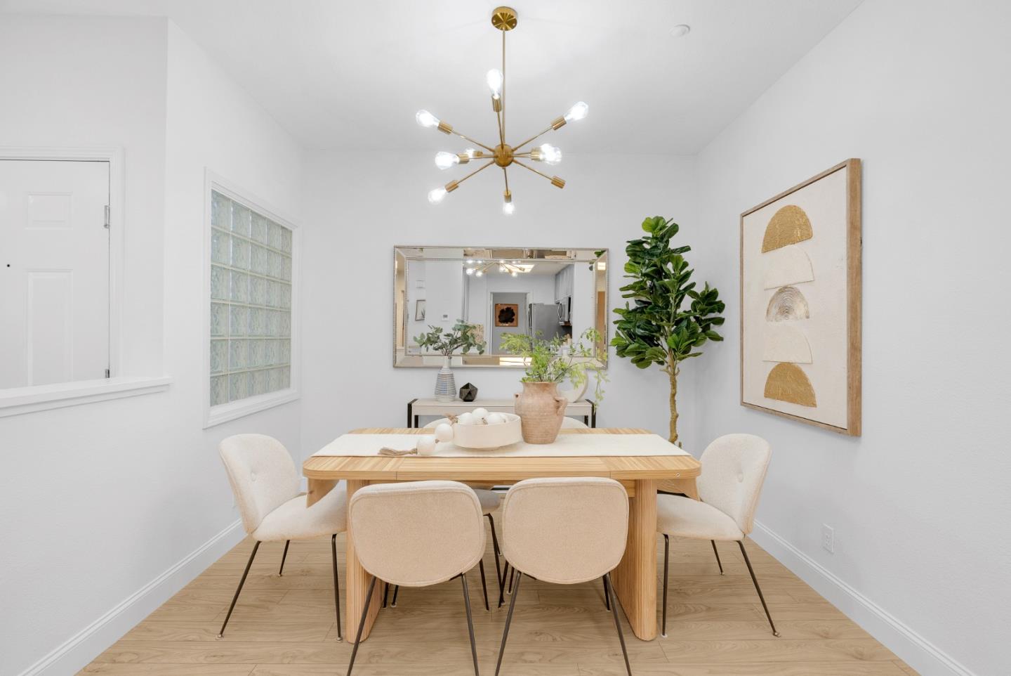 601 Arcadia Terrace 202