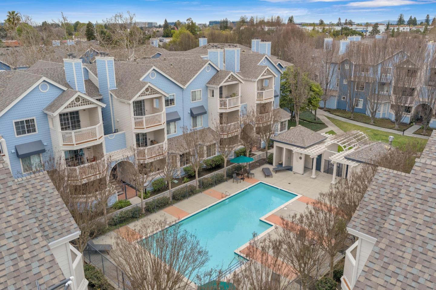 601 Arcadia Terrace 202