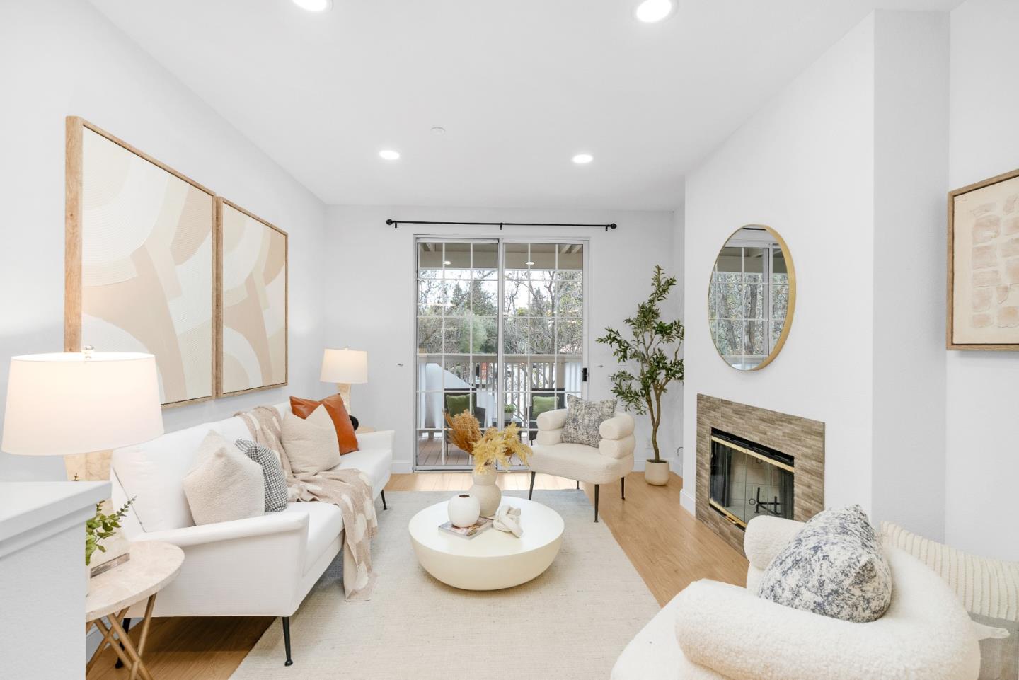 601 Arcadia Terrace 202