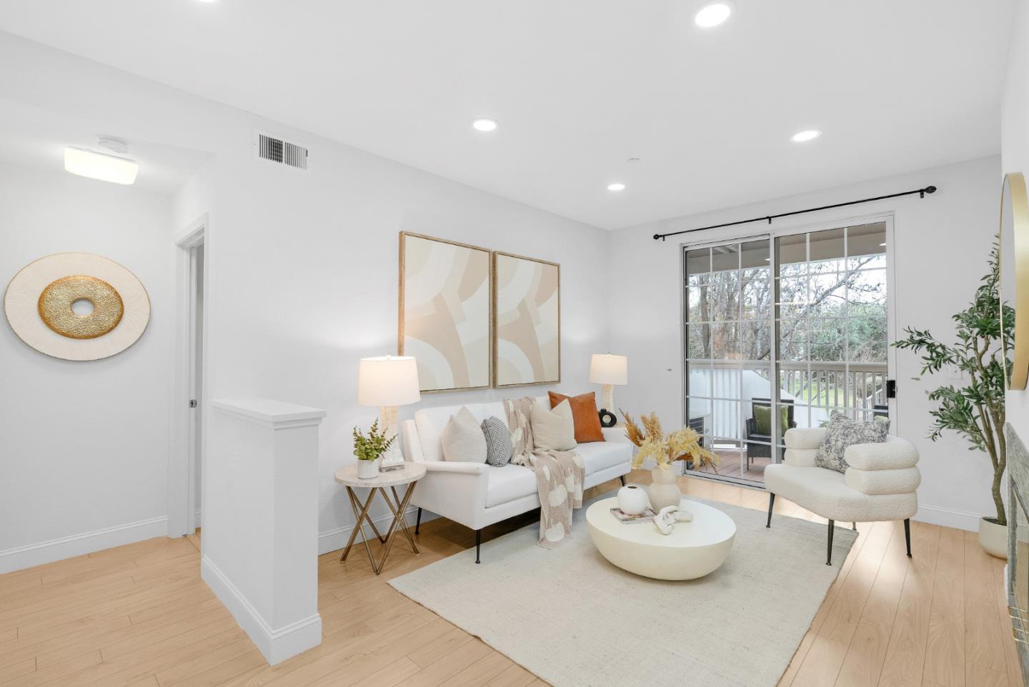 601 Arcadia Terrace 202