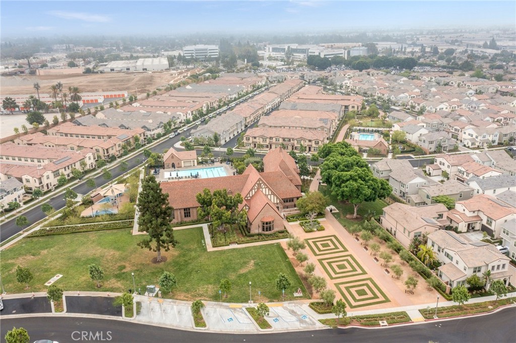 7351 Wisteria Lane