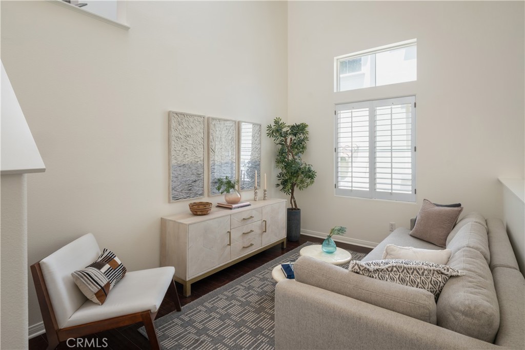 375 W Linden Drive