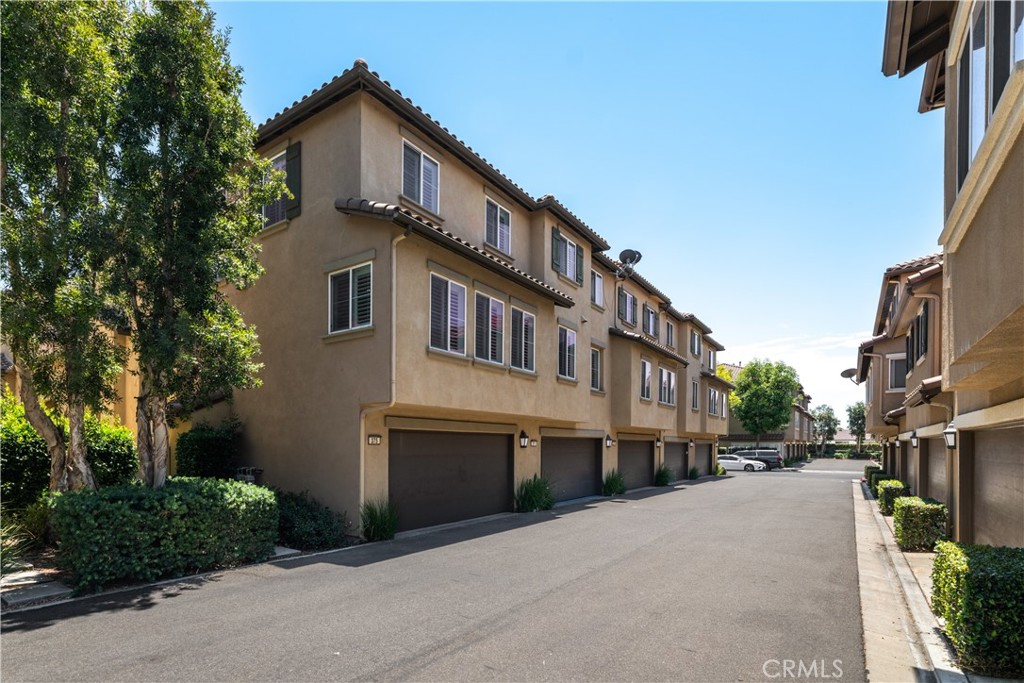 375 W Linden Drive