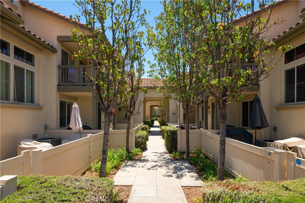 375 W Linden Drive