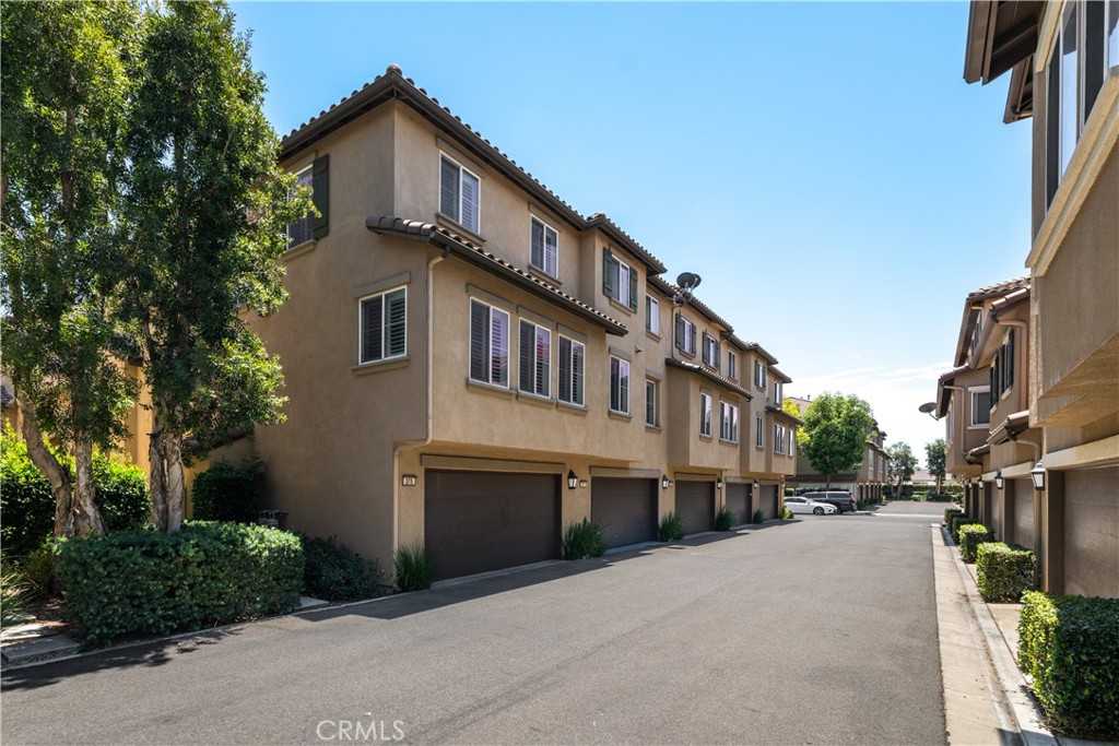 375 W Linden Drive