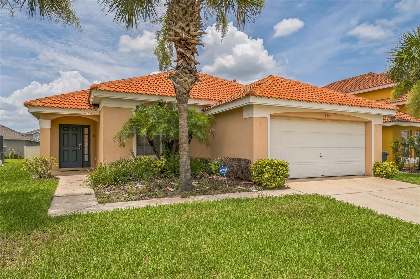 214 PALOMA DR