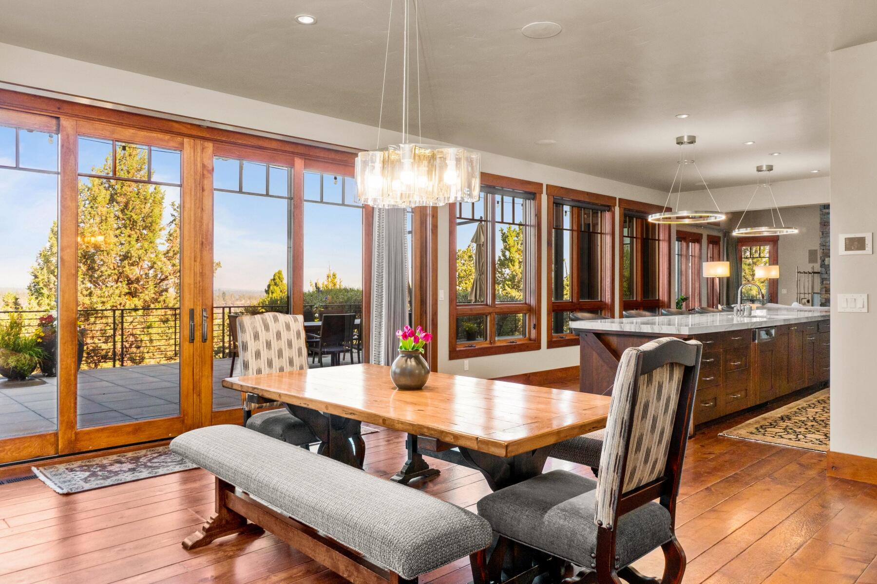 3449 NW Greenleaf Way