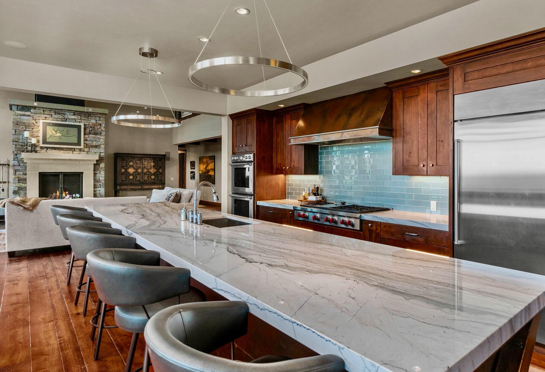 3449 NW Greenleaf Way